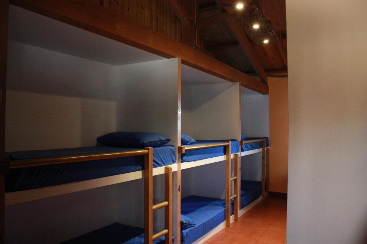 Albergue La Casa Del Camino Valverde de la Virgen Kültér fotó